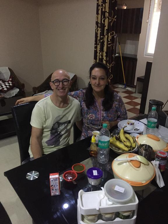 Travelling Troopers Homestay Varanasi Exterior foto