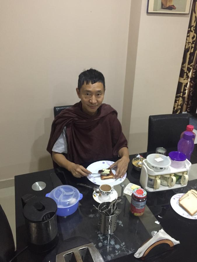 Travelling Troopers Homestay Varanasi Exterior foto